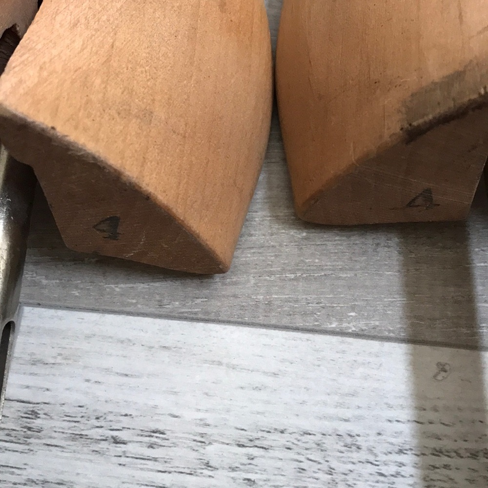 Travel Tree by Rochester Shoe Trees - Picture 2 of 2